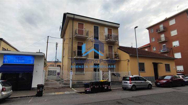 Torino VENDESI - Via F. Rismondi 5 locali