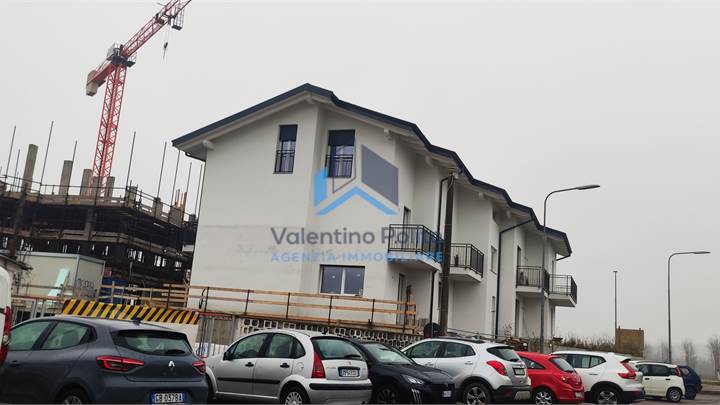 Vinovo - Via Valetti - Magazzino di ampia metratura