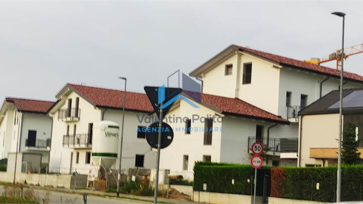 Vinovo - Via Valetti - Magazzino di ampia metratura