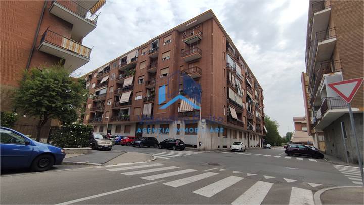 Nichelino - Tre locali- Via A. Avogadro-